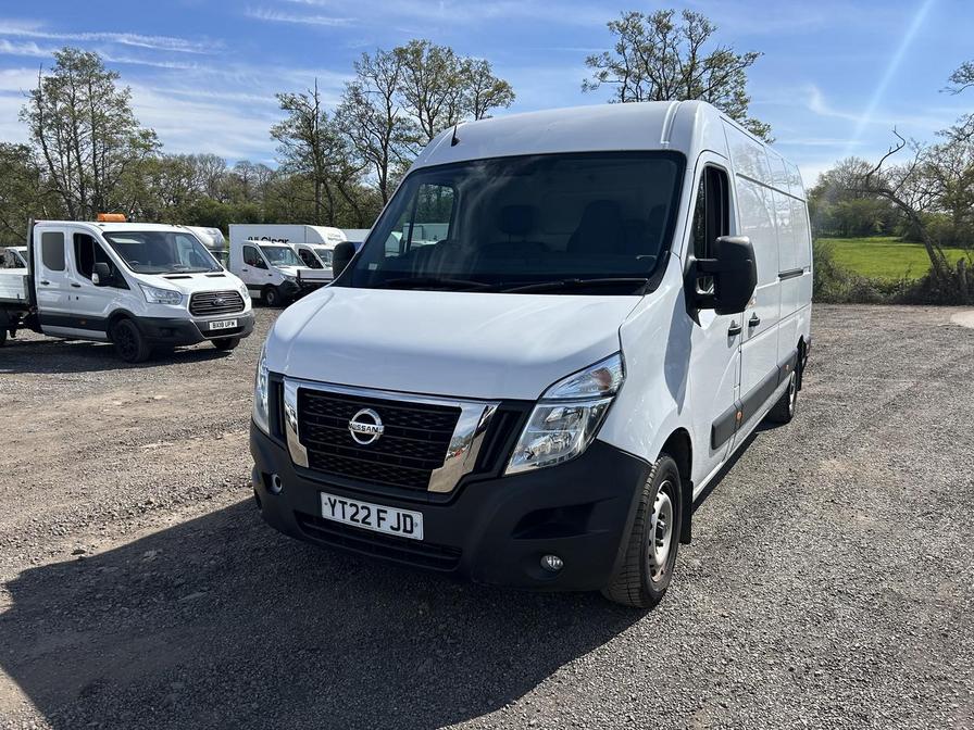 2022 Nissan Interstar – Model: Interstar Tekna dCi – YT22FJD