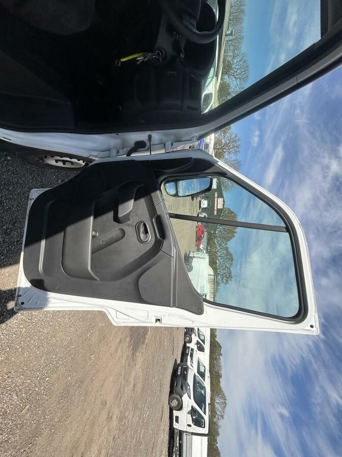 2022 Nissan Interstar – Model: Interstar Tekna dCi – YT22FJD