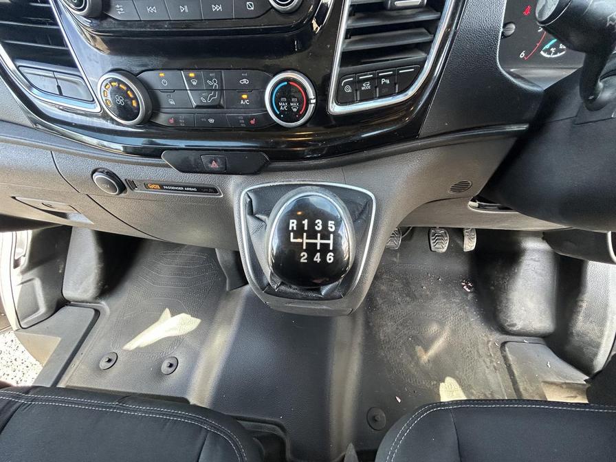 2015 Ford Transit Custom – Model: Transit Custom 290 Ltd E-Tech – LJ65ZYH