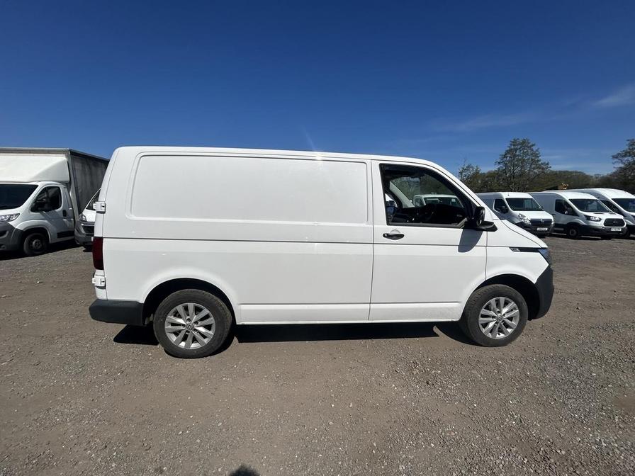 2020 Volkswagen Transporter – Model: Transporter T28 Startline TDI – GF70WVG