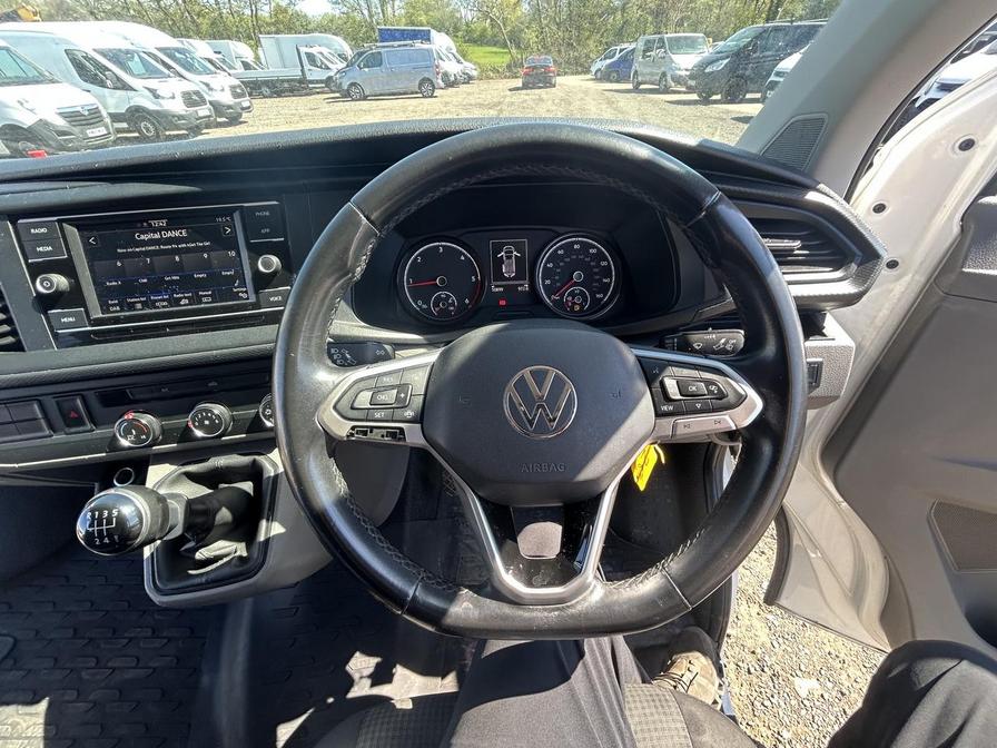 2020 Volkswagen Transporter – Model: Transporter T28 Startline TDI – GF70WVG