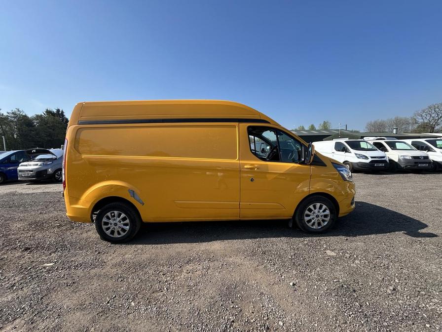 2022 Ford Transit Custom – Model: Transit Custom 300 Limited EcoBlue – MF22VWA