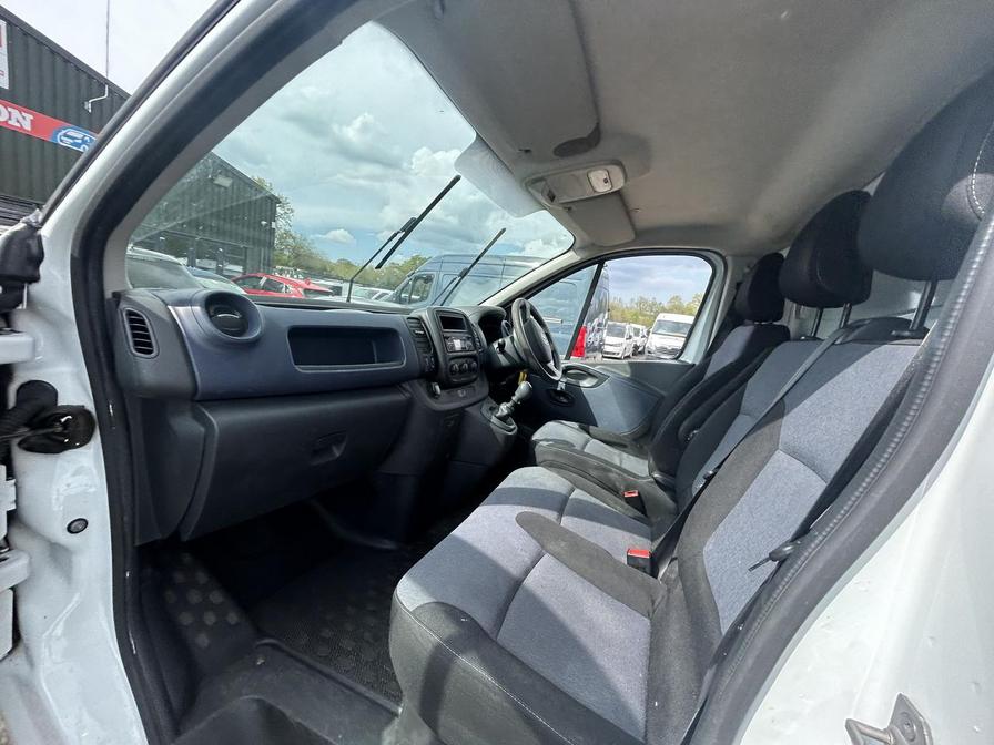 2019 Vauxhall Vivaro – Model: Vivaro  2700 CDTI – YT19YDX