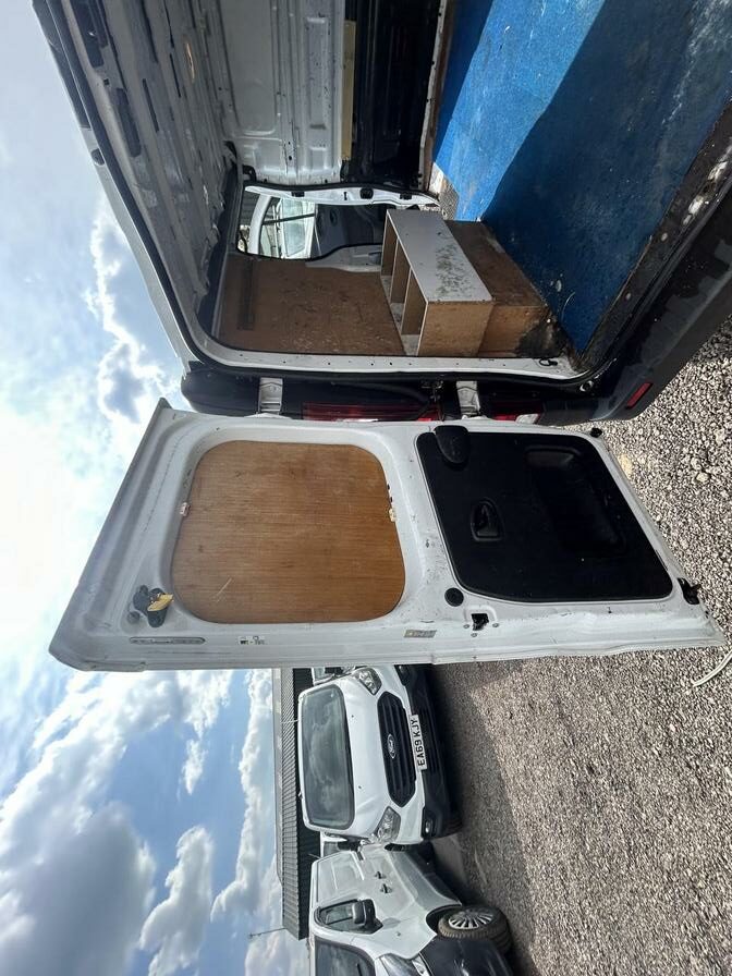 2019 Vauxhall Vivaro – Model: Vivaro  2700 CDTI – YT19YDX