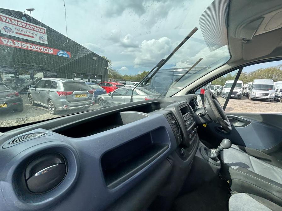 2019 Vauxhall Vivaro – Model: Vivaro  2700 CDTI – YT19YDX