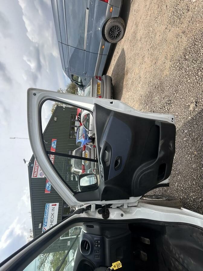 2019 Vauxhall Vivaro – Model: Vivaro  2700 CDTI – YT19YDX