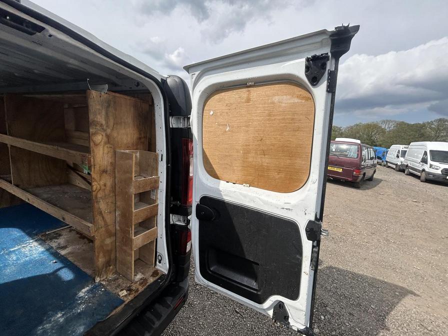 2019 Vauxhall Vivaro – Model: Vivaro  2700 CDTI – YT19YDX