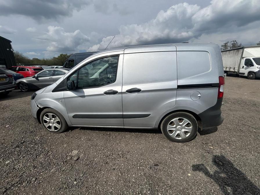 2018 Ford Transit Courier – Model: Transit Courier Trend TDCi – EX68UUJ