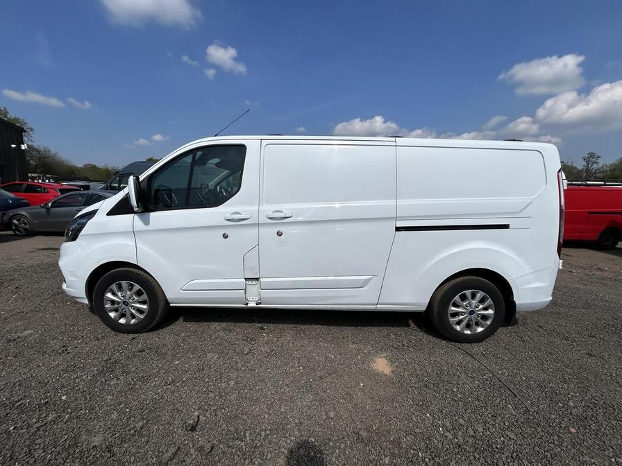 2018 Ford Transit Custom – Model: Transit Custom 300 Limited – CT18CTE