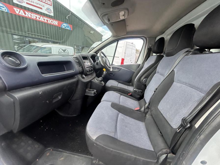 2016 Vauxhall Vivaro – Model: Vivaro  2700 CDTI – KT65WOB