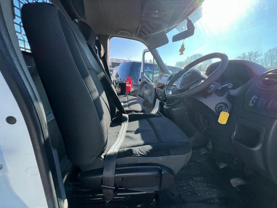 2014 Vauxhall Movano – Model: Movano F3500 L3H1 CDTi – LC63UAZ