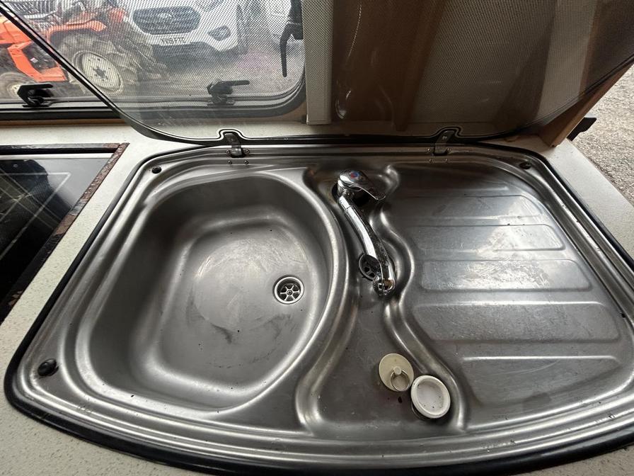 2002 Fiat Ducato – Model: Ducato 15 JTD MWB – L1JLX