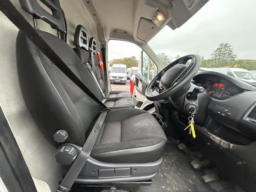 2019 Peugeot Boxer – Model: Boxer 435 Professional L4H2 Blue HDi – EP19HTA