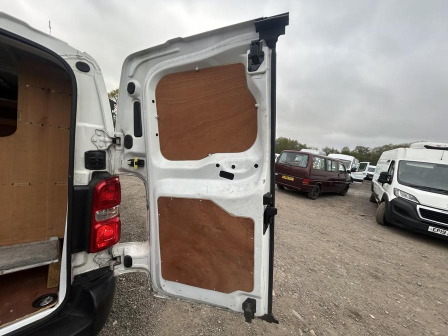 2019 Toyota Proace – Model: Proace Icon – GP19SOJ