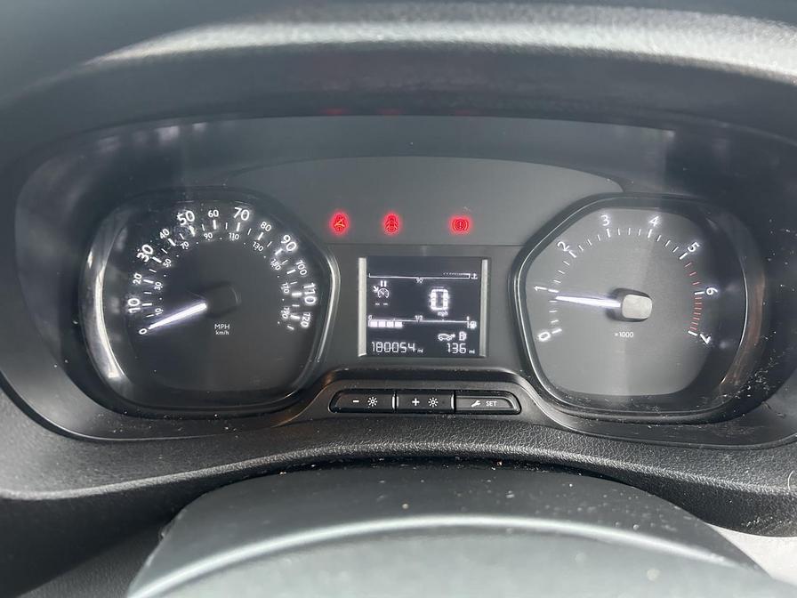 2019 Toyota Proace – Model: Proace Icon – GP19SOJ