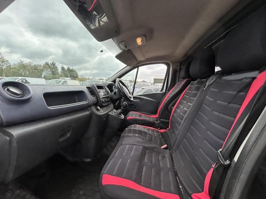 2017 Vauxhall Vivaro – Model: Vivaro 2700 CDTi ecoFLEX S/S – BN17WYG