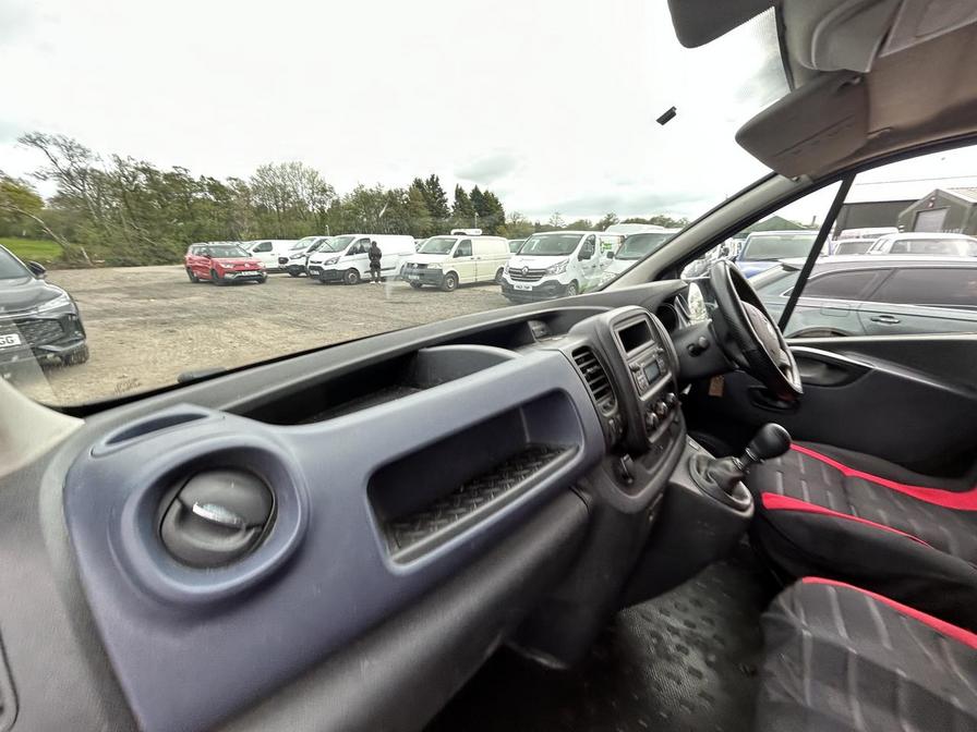 2017 Vauxhall Vivaro – Model: Vivaro 2700 CDTi ecoFLEX S/S – BN17WYG