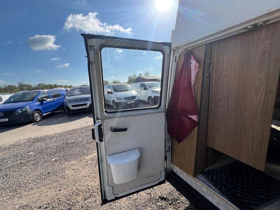 1990   – Model:  – G943NYC