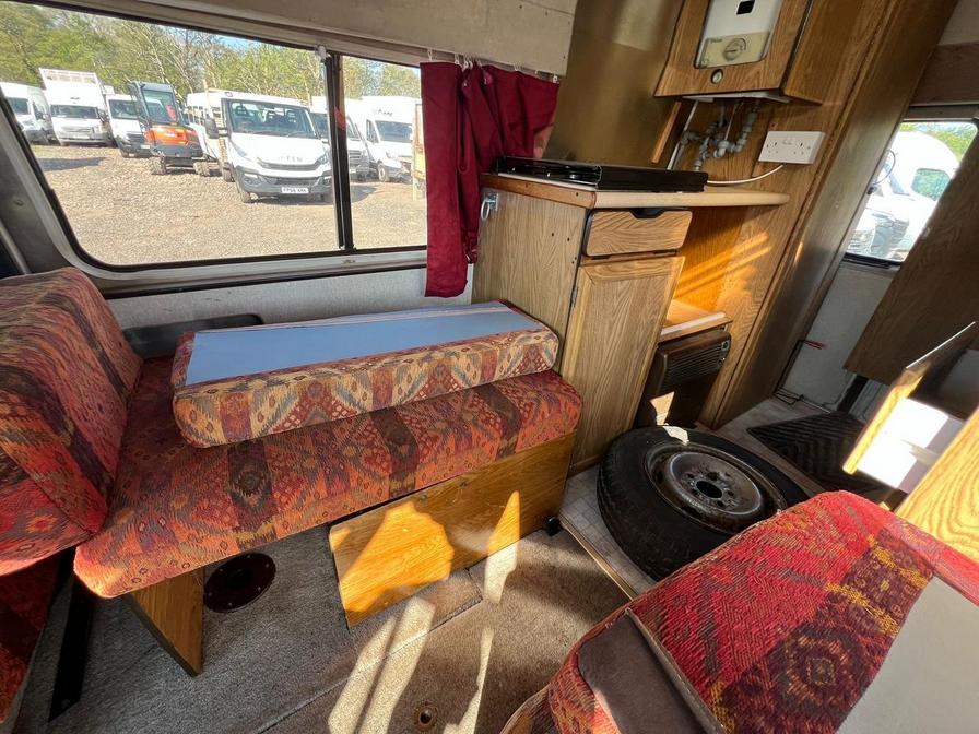 1990   – Model:  – G943NYC