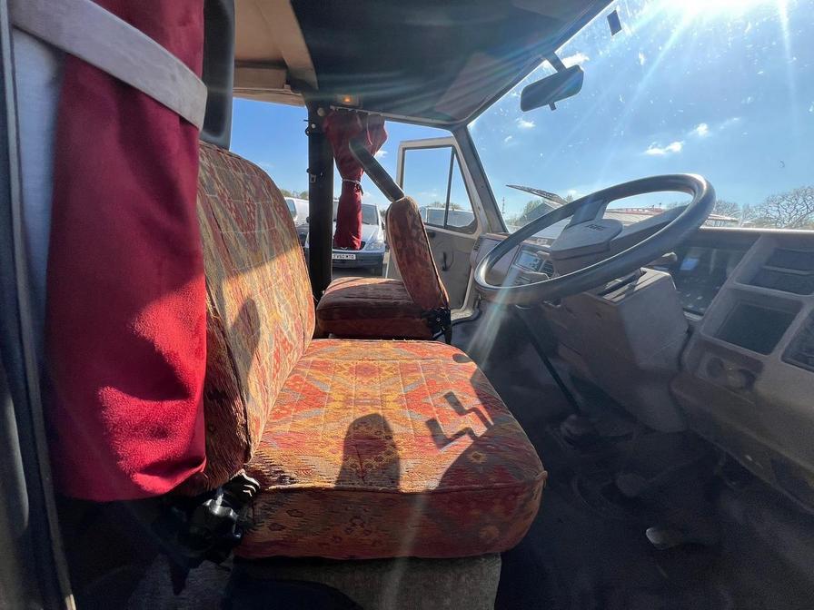 1990   – Model:  – G943NYC