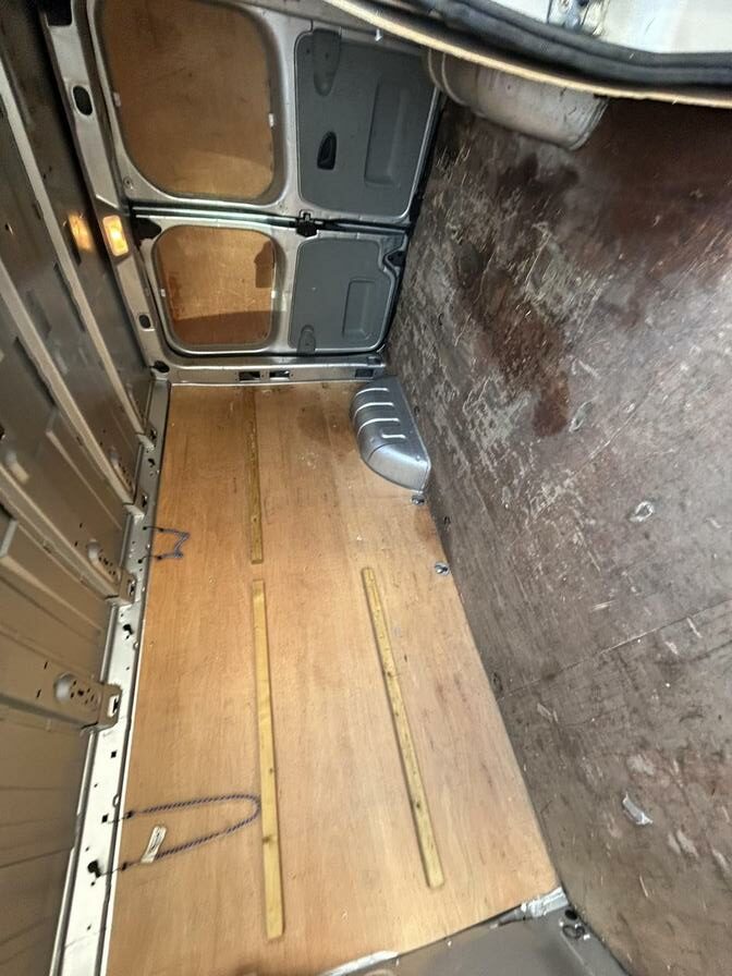 2012 Vauxhall Vivaro – Model: Vivaro 2900 Sportive CDTi LWB – LP12VUY