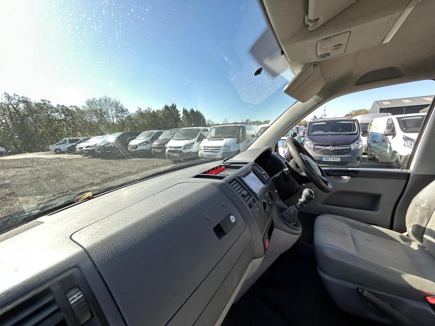 2008 Volkswagen Transporter – Model: Transporter T32 102 TDI SWB – SF58EPL