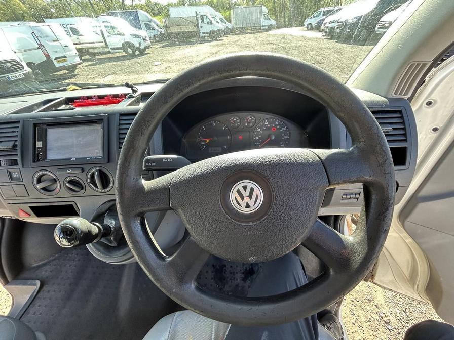 2008 Volkswagen Transporter – Model: Transporter T32 102 TDI SWB – SF58EPL