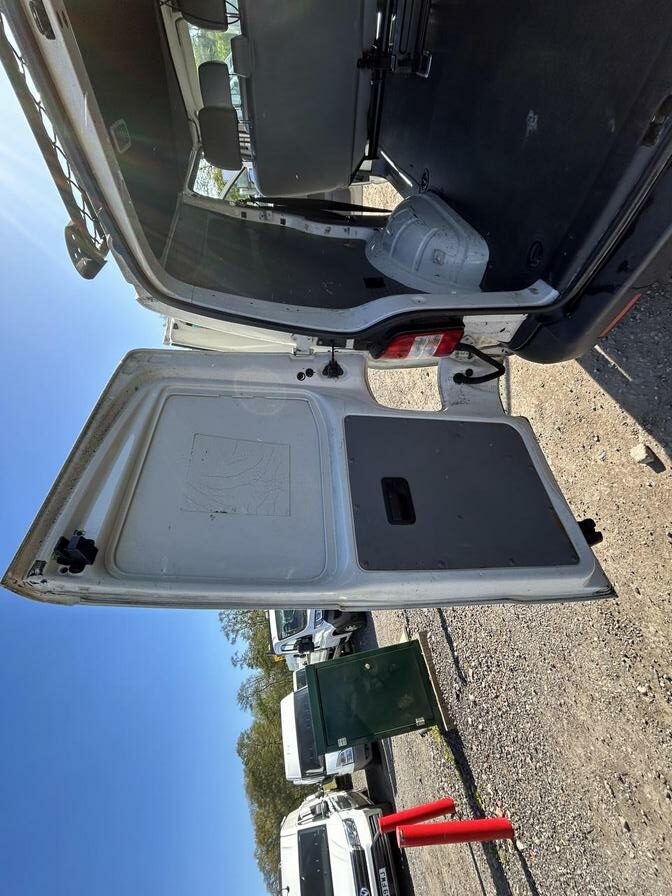 2008 Volkswagen Transporter – Model: Transporter T32 102 TDI SWB – SF58EPL