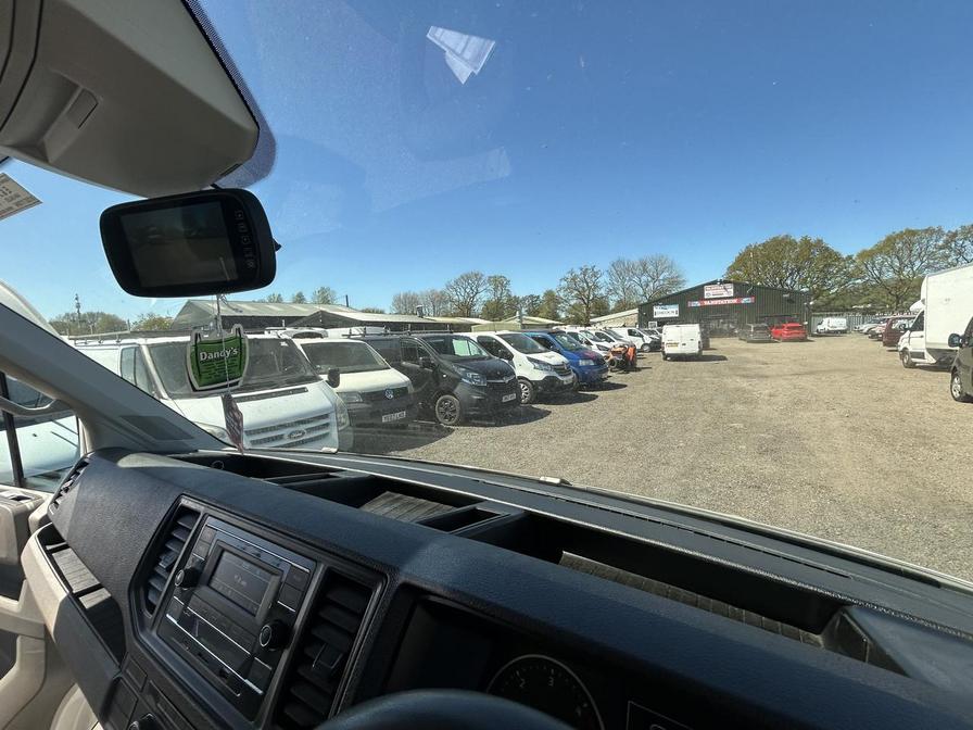 2020 Volkswagen Crafter – Model: Crafter CR35 Startline TDI Auto – BN70OKX