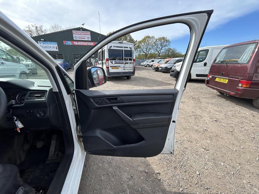 2017 Volkswagen Caddy – Model: Caddy C20+ Startline TDI – DU17TKY