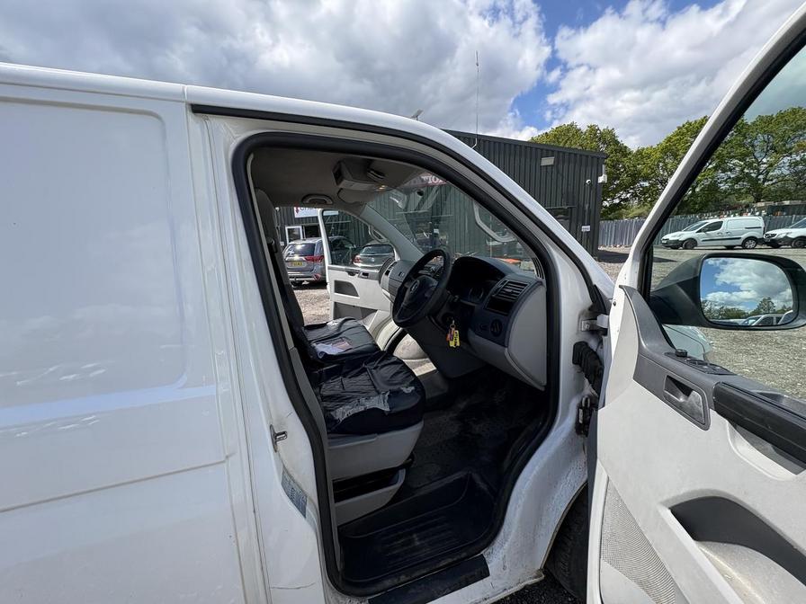 2014 Volkswagen Transporter – Model: Transporter T28 Startline TDI – OY64BAA