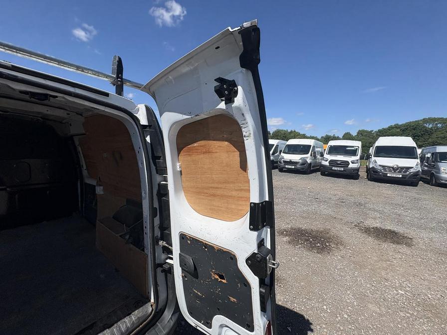 2016 Renault Kangoo Maxi – Model: Kangoo Maxi LL21 Business dCi – GF16YHW