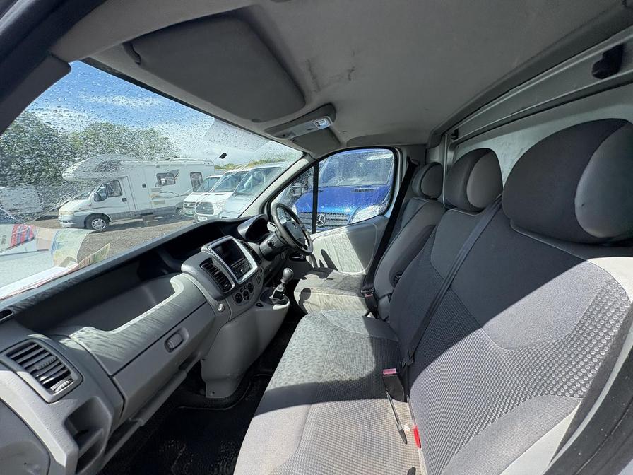 2013 Vauxhall Vivaro – Model: Vivaro 2900 Sportive CDTi LWB – FV13PKN