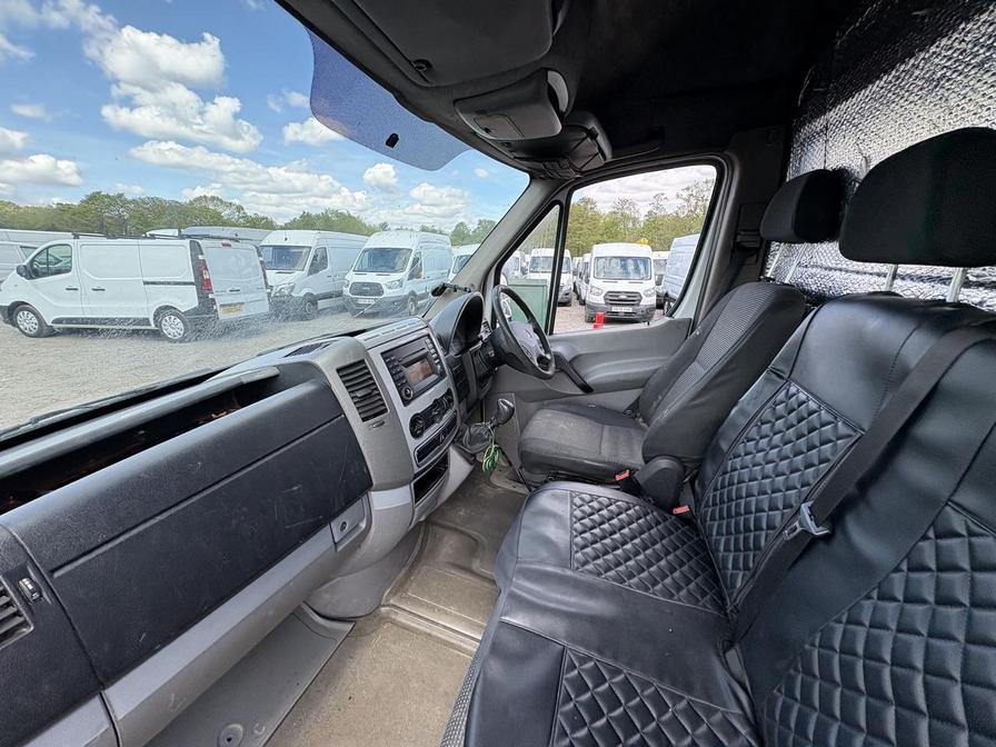 2010 Mercedes-Benz Sprinter – Model: Sprinter 313 CDi – KY60AKU