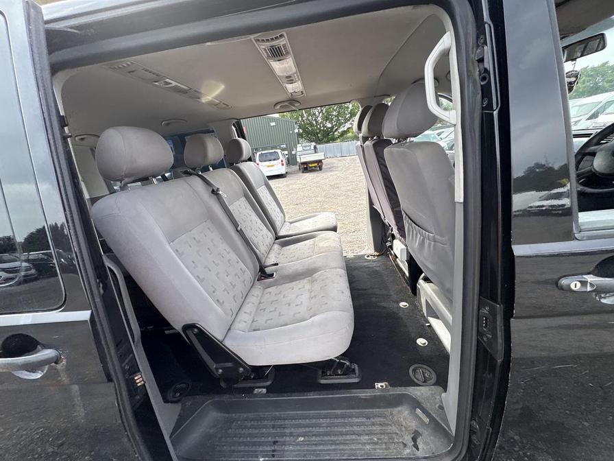 2009 Volkswagen Transporter – Model: Transporter Shuttle SE130 LWB – RO09UKM