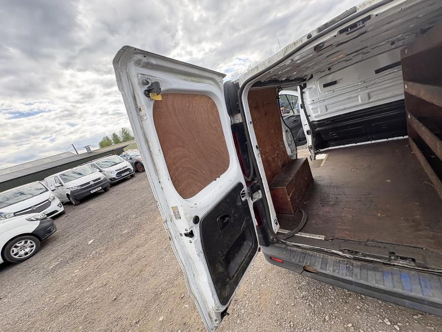 2018 Vauxhall Vivaro – Model: Vivaro  2700 CDTI – FY18OUK