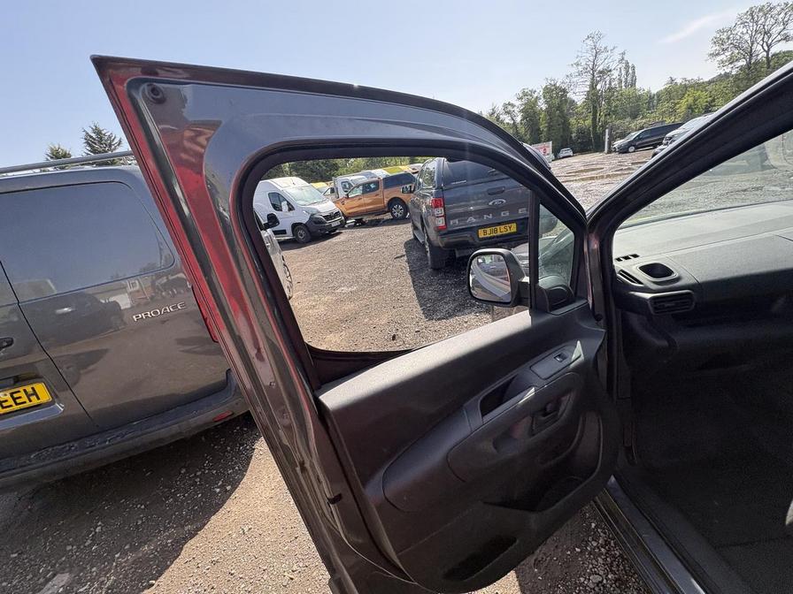 2019 Citroen Berlingo – Model: Berlingo 650 Enterprise Blue HDi – ML69DSU