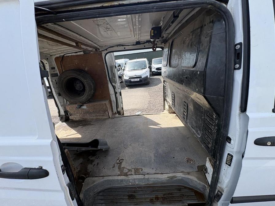 2010 Mercedes-Benz Vito – Model: Vito 109 CDI Compact – FY10AWM