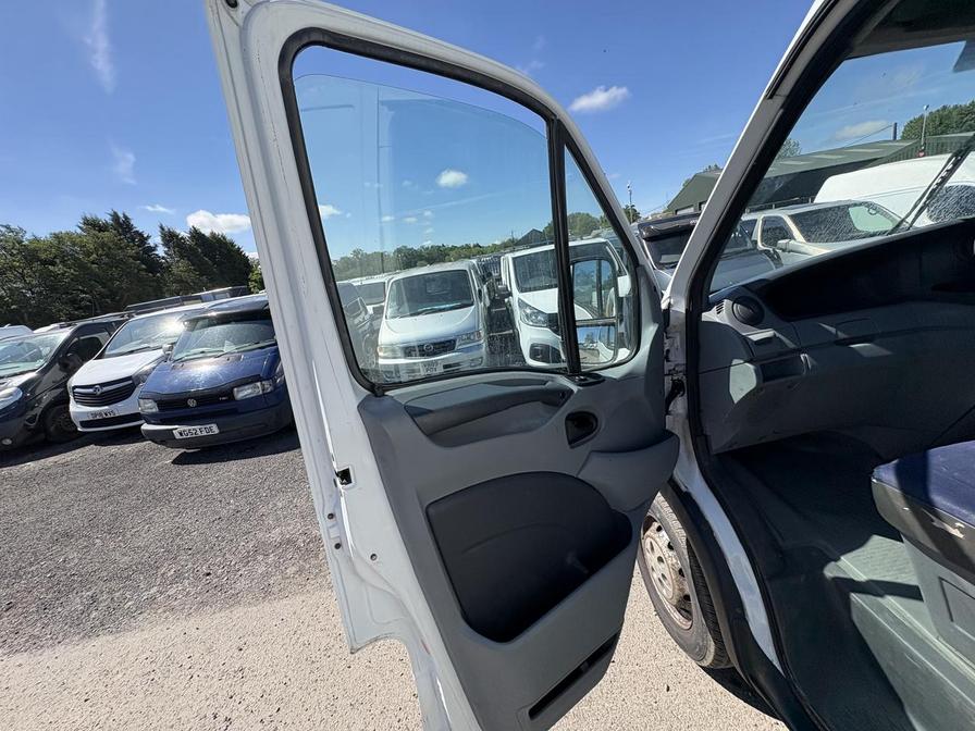 2008 Iveco Daily – Model: Daily 35S14 LWB – LK08LCZ