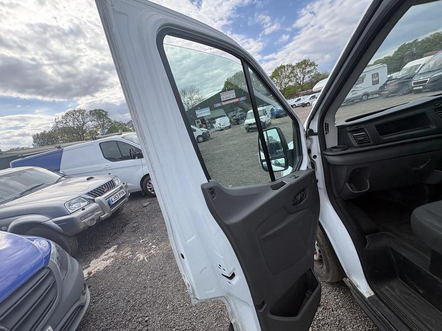 2020 Ford Transit – Model: Transit 290 Leader EcoBlue – YR70PSZ