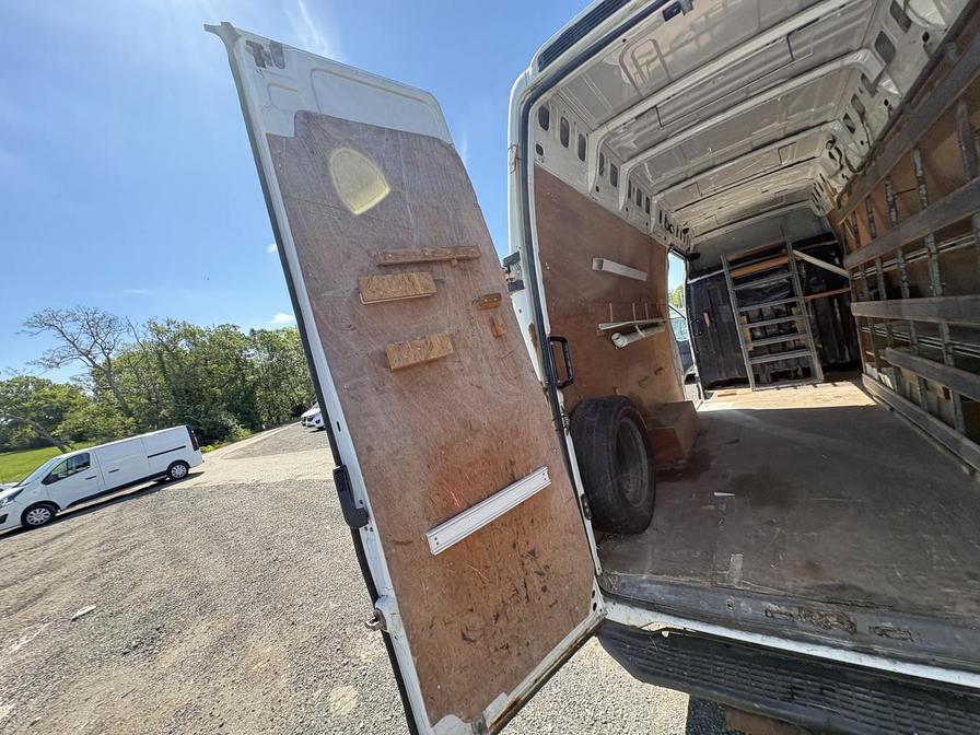 2008 Iveco Daily – Model: Daily 35S14 LWB – LK08LCZ