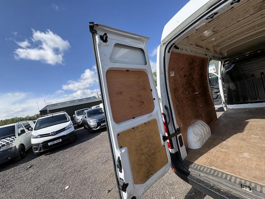 2022 Renault Master – Model: Master LH35 Business Blue dCi – YR72WTG