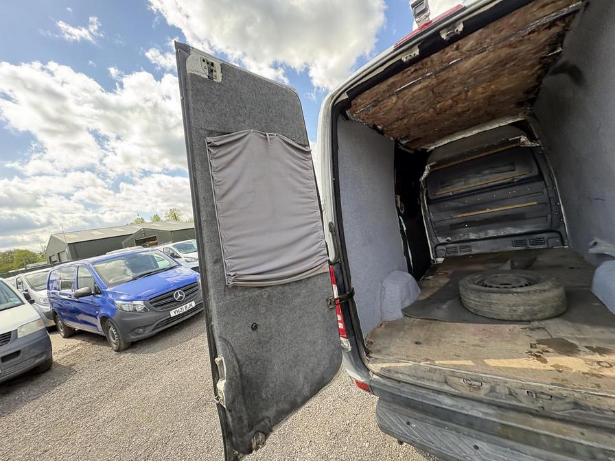 2010 Mercedes-Benz Sprinter – Model: Sprinter 313 CDi – KY60AKU