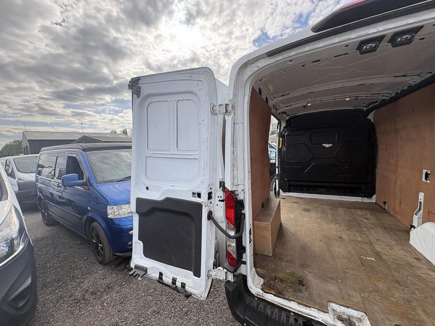 2020 Ford Transit – Model: Transit 290 Leader EcoBlue – YR70PSZ