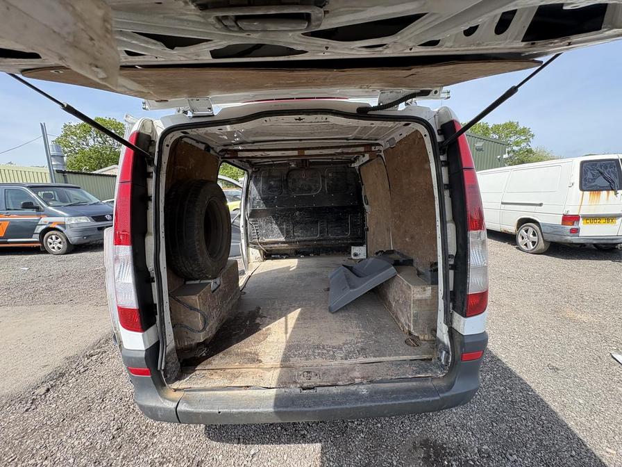 2010 Mercedes-Benz Vito – Model: Vito 109 CDI Compact – FY10AWM
