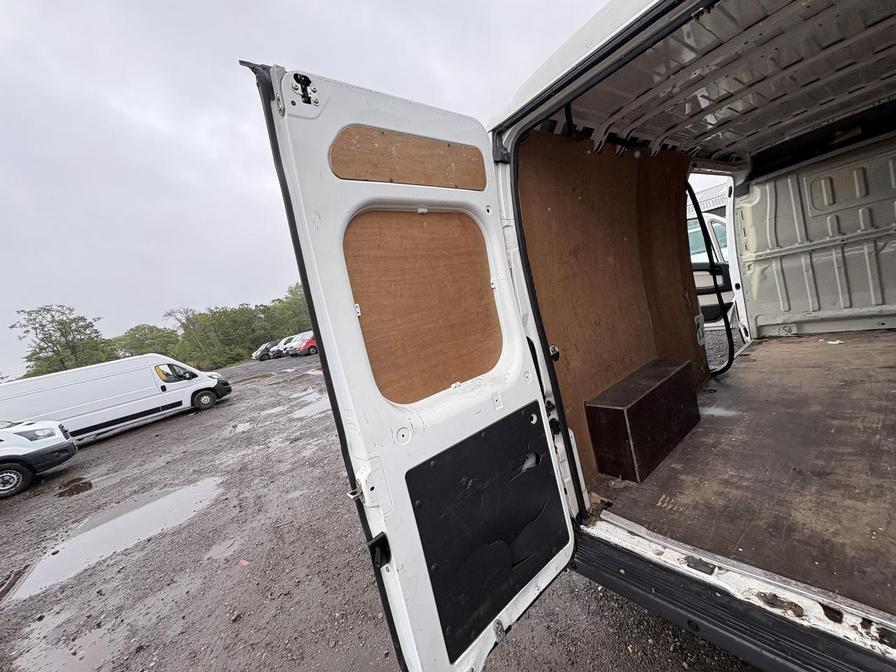 2017 Citroen Relay – Model: Relay 35 L3H2 Enterprise Blue HDi – EG17UWF