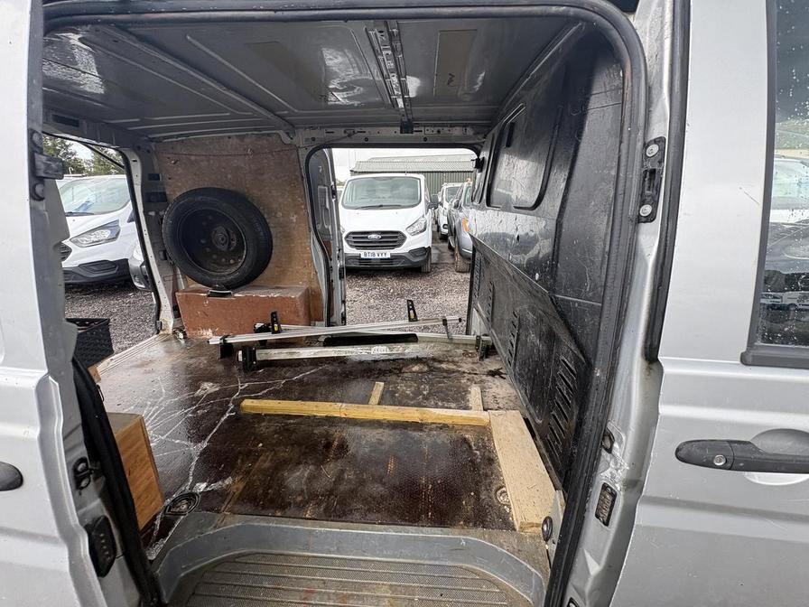 2009 Mercedes-Benz Vito – Model: Vito 109 CDI Compact – WR59VLW
