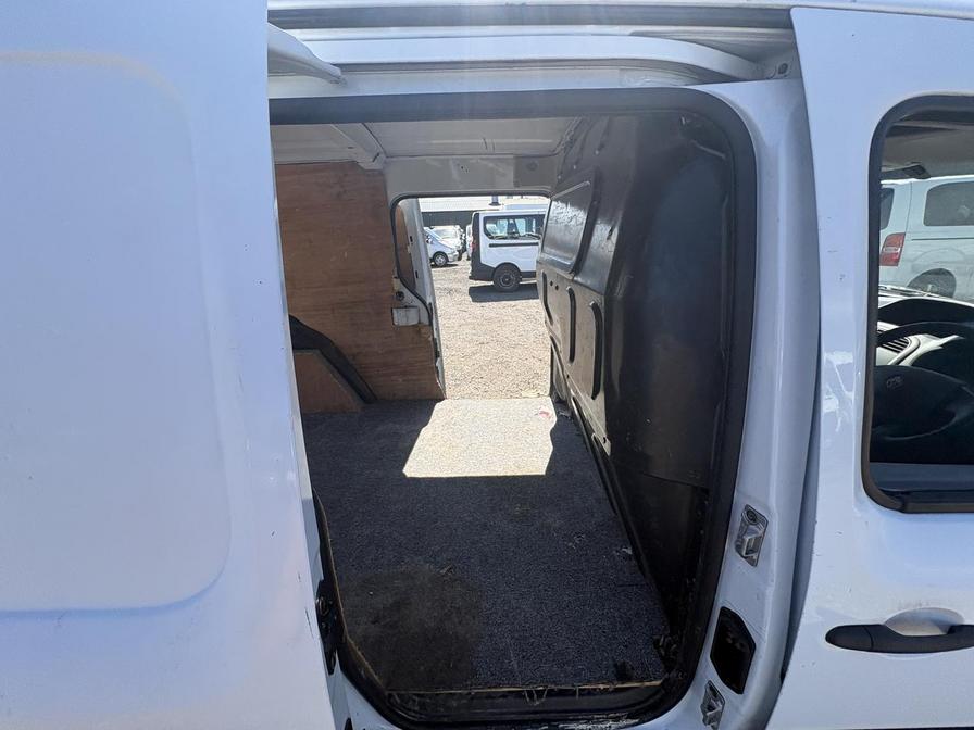2016 Renault Kangoo Maxi – Model: Kangoo Maxi LL21 Business dCi – GF16YHW