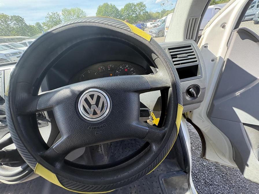 2007 Volkswagen Transporter – Model: Transporter T30 130 TDI LWB – WP56SNF