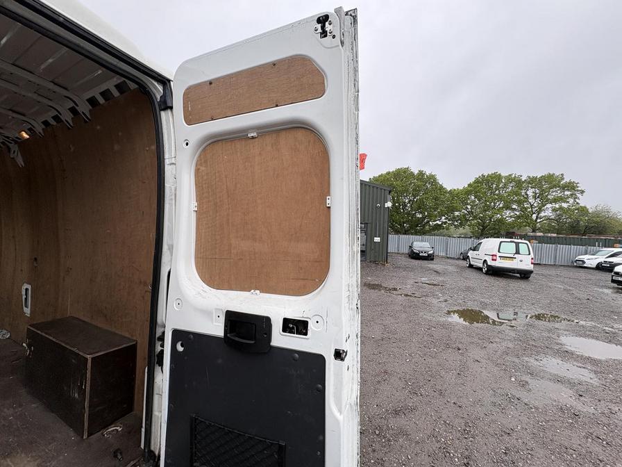 2017 Citroen Relay – Model: Relay 35 L3H2 Enterprise Blue HDi – EG17UWF
